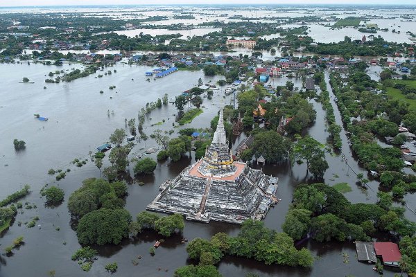 Thái Lan gồng mình trong lũ lụt